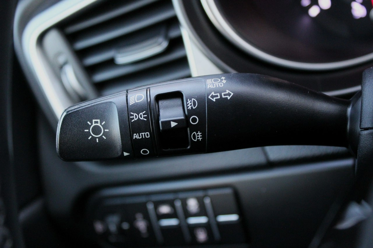 Kia Ceed - Zdjęcie 20