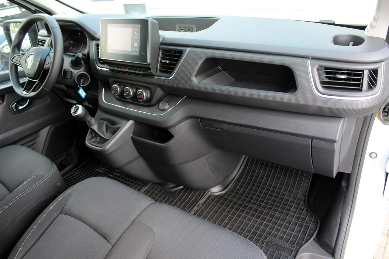 Renault Trafic - Zdjęcie 10