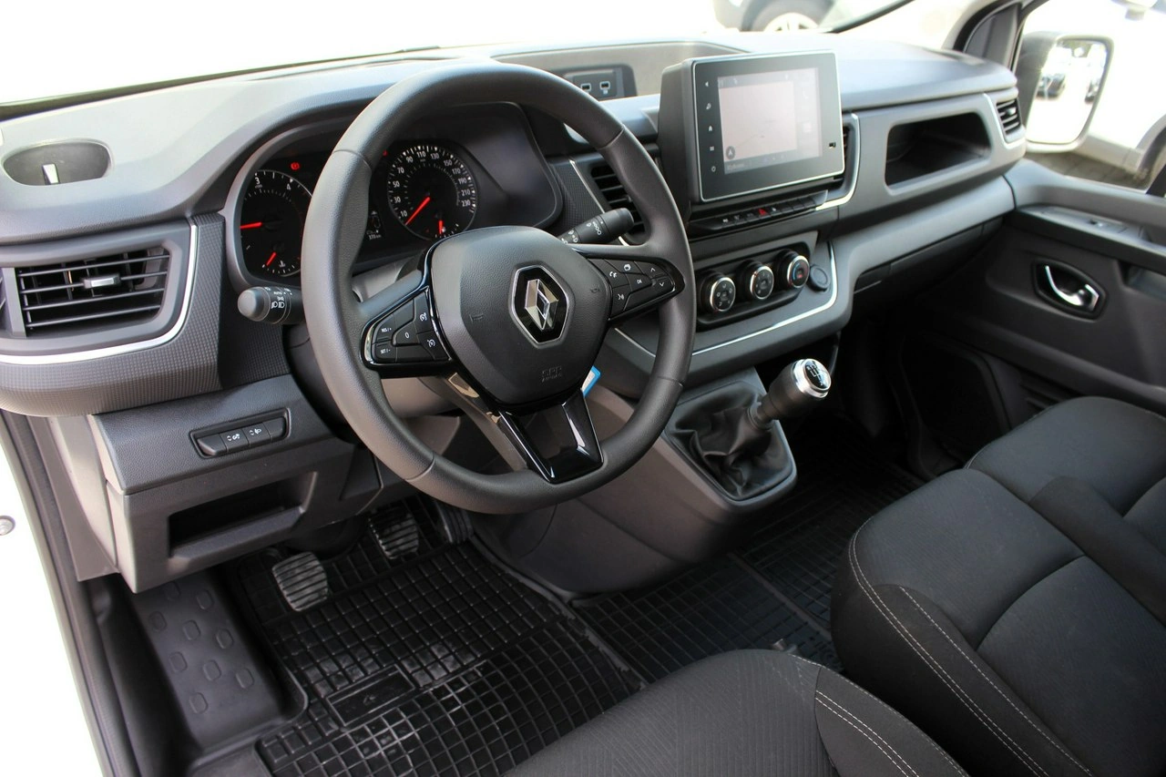 Renault Trafic - Zdjęcie 12