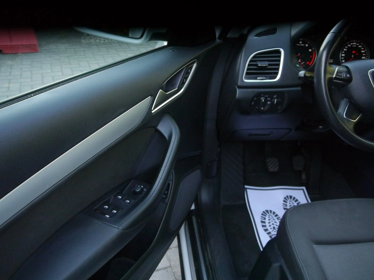 Audi Q3 - Zdjęcie 36