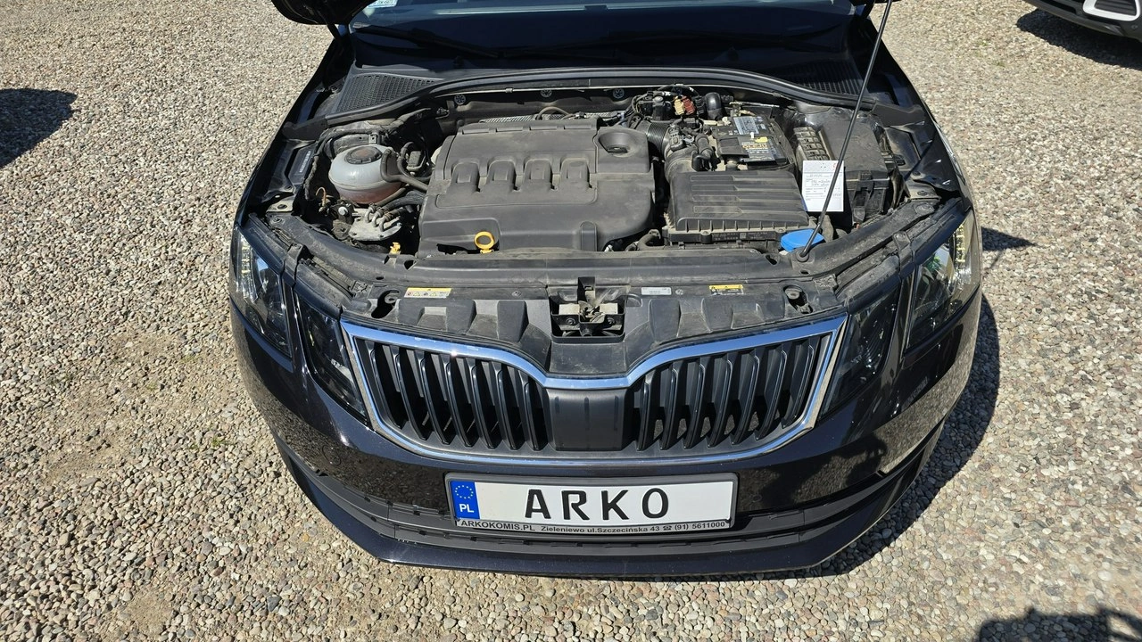 Skoda Octavia - Zdjęcie 12