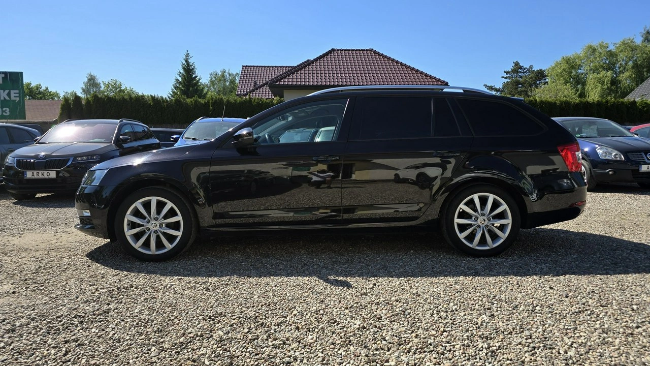 Skoda Octavia - Zdjęcie 4