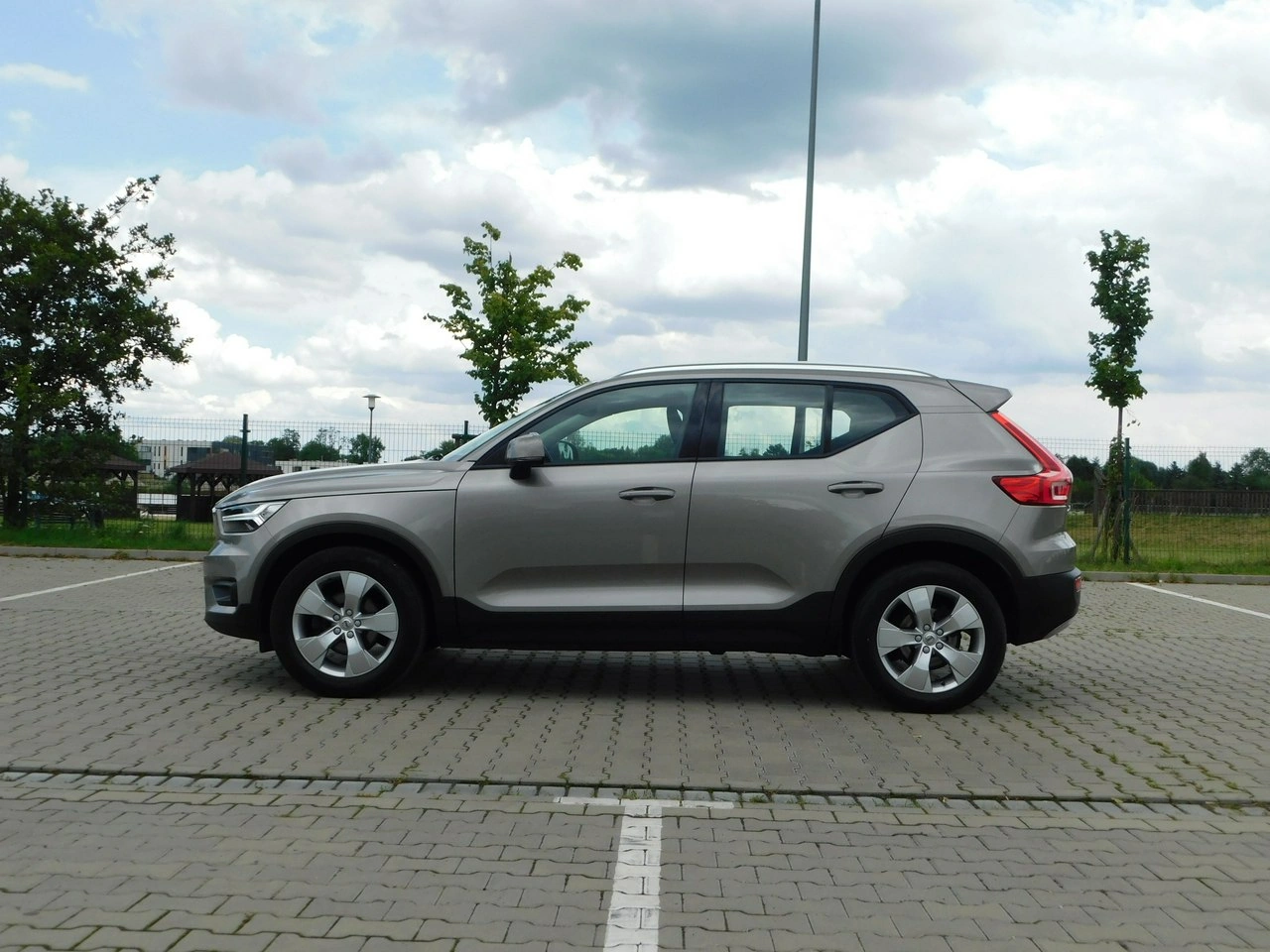 Volvo XC 40 - Zdjęcie 1