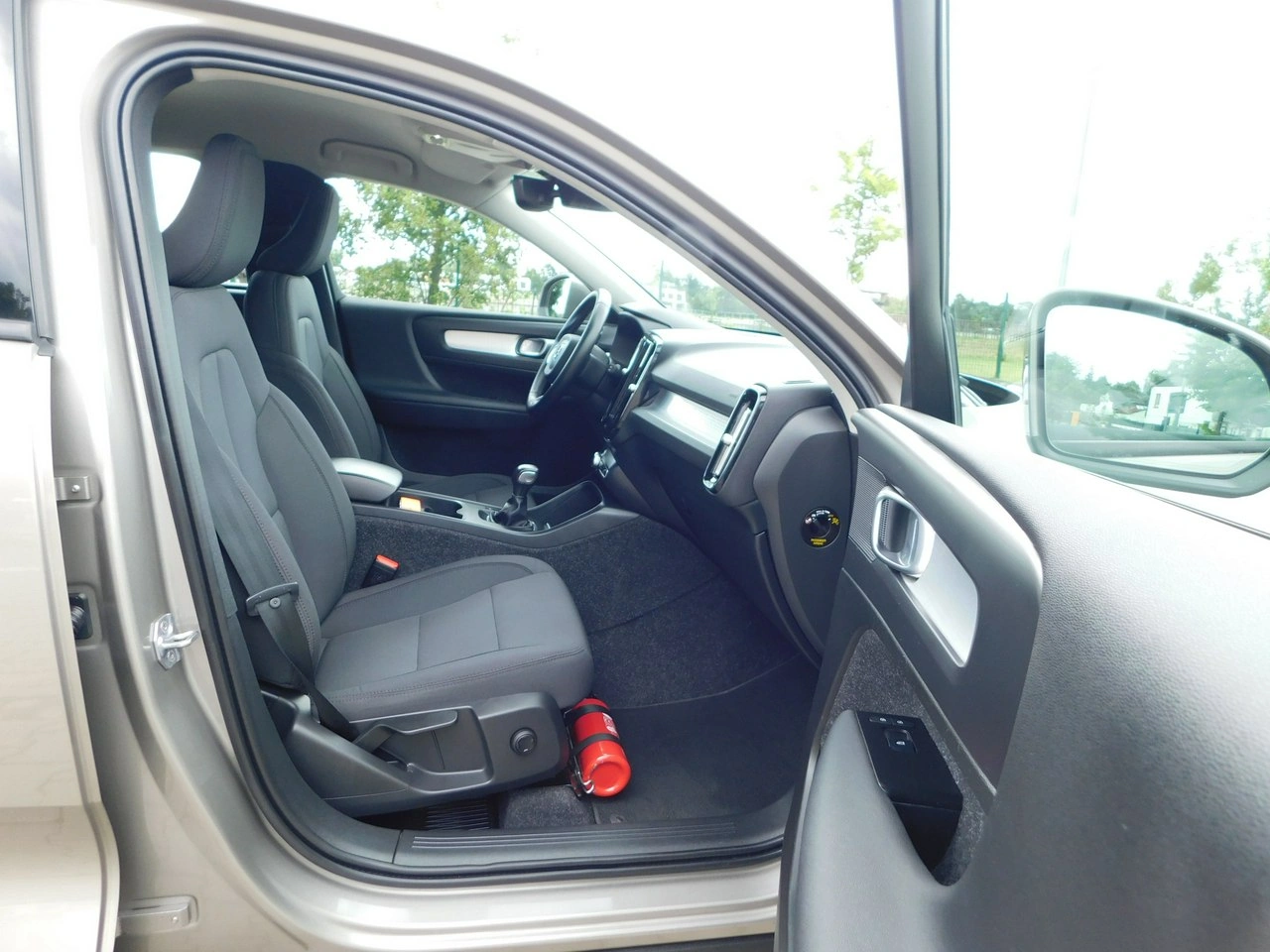 Volvo XC 40 - Zdjęcie 7