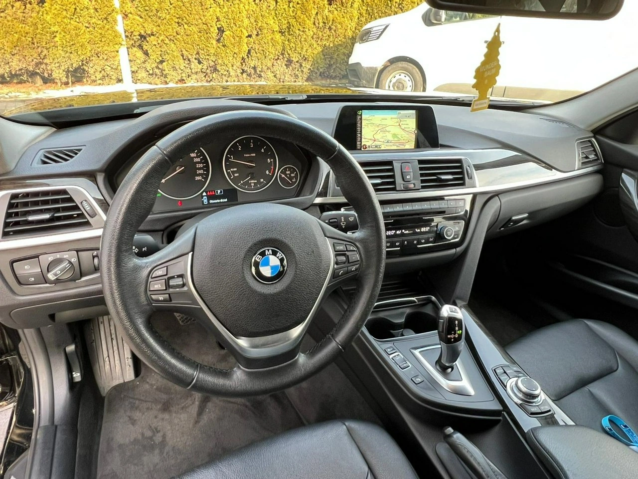 BMW 318 - Zdjęcie 9