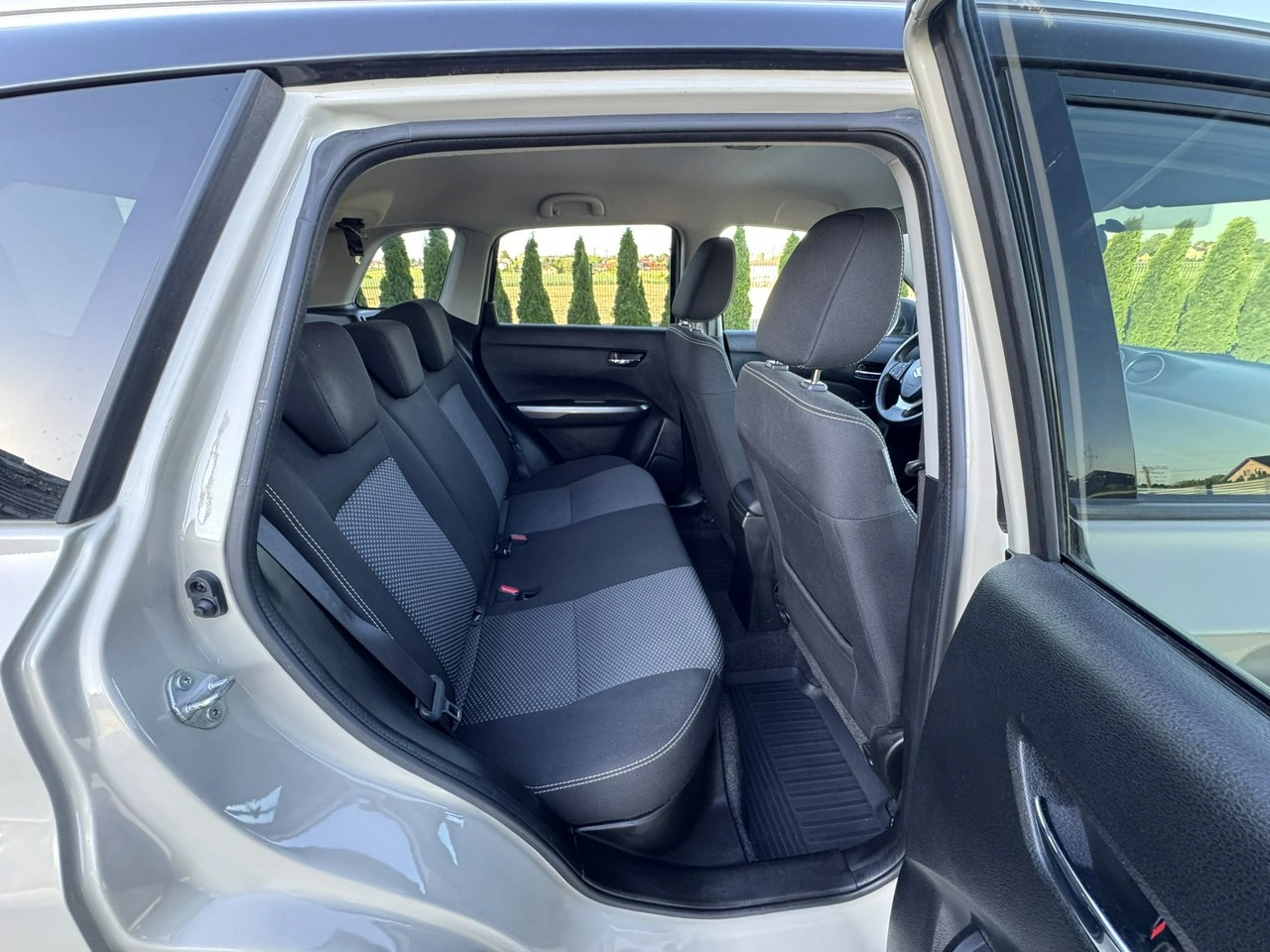 Suzuki Vitara - Zdjęcie 33