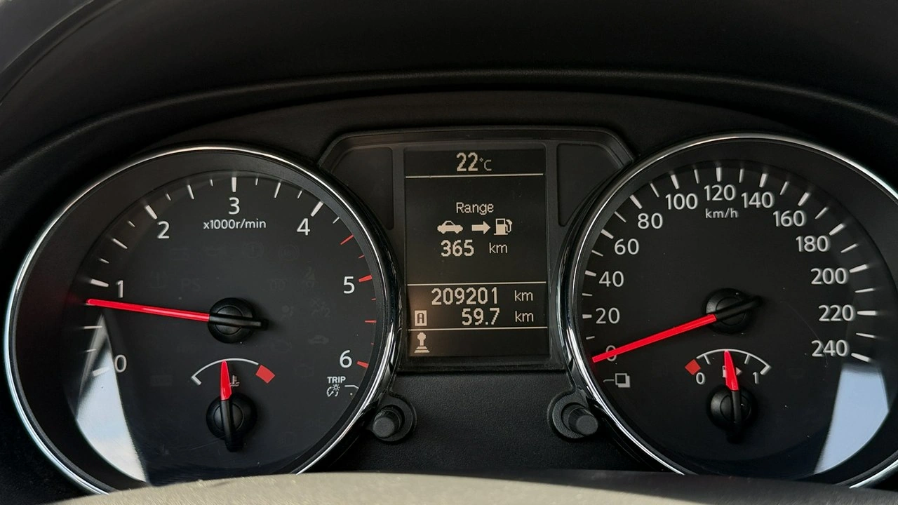 Nissan Qashqai+2 - Zdjęcie 25
