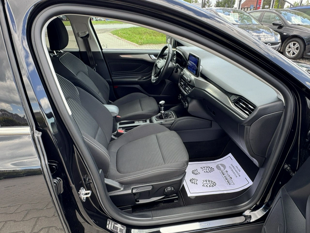 Ford Focus - Zdjęcie 30