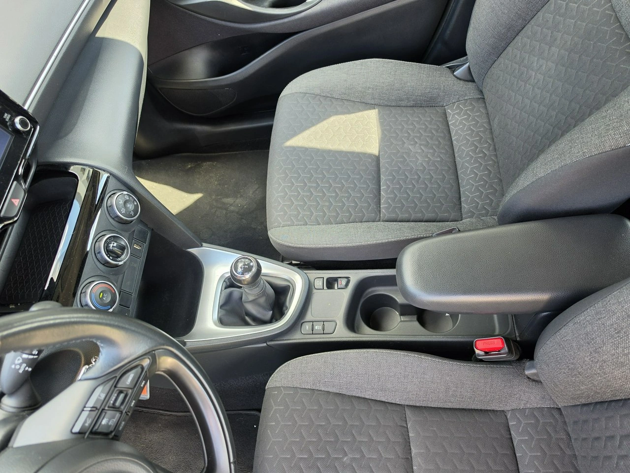 Toyota Yaris Cross - Zdjęcie 18