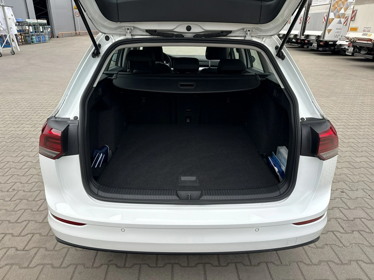 Volkswagen Golf - Zdjęcie 15