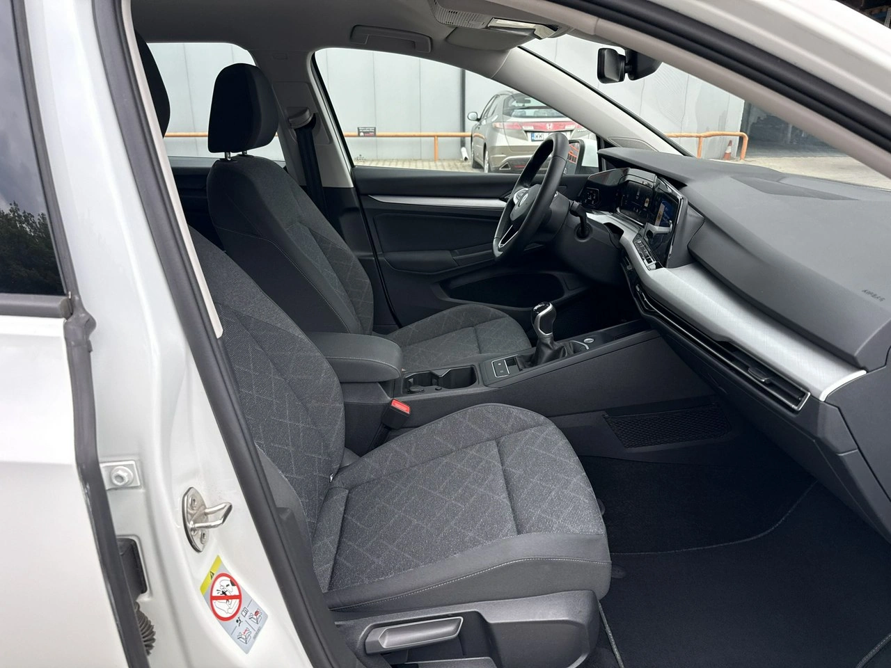 Volkswagen Golf - Zdjęcie 19