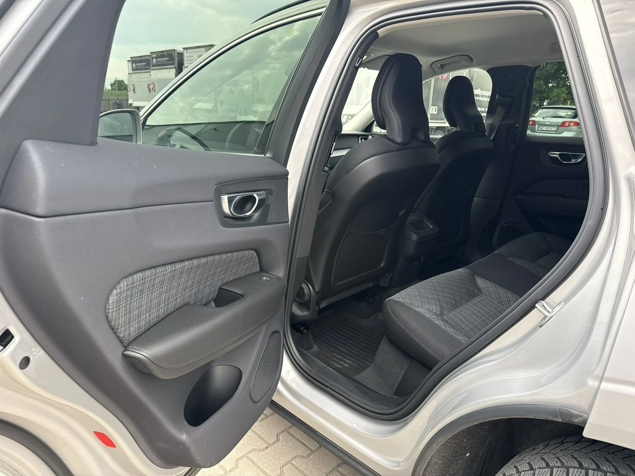 Volvo XC 60 - Zdjęcie 13
