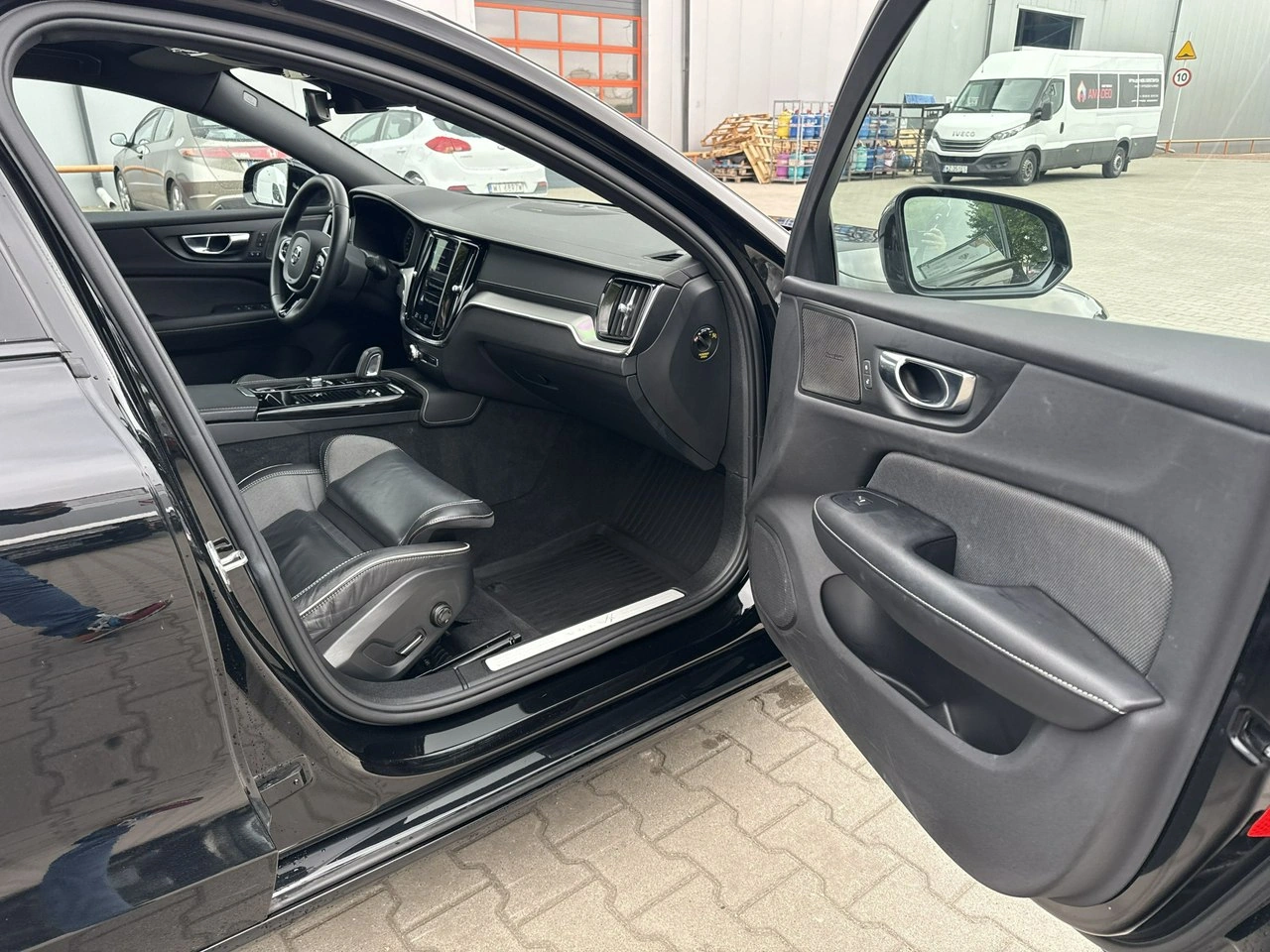 Volvo S60 - Zdjęcie 18