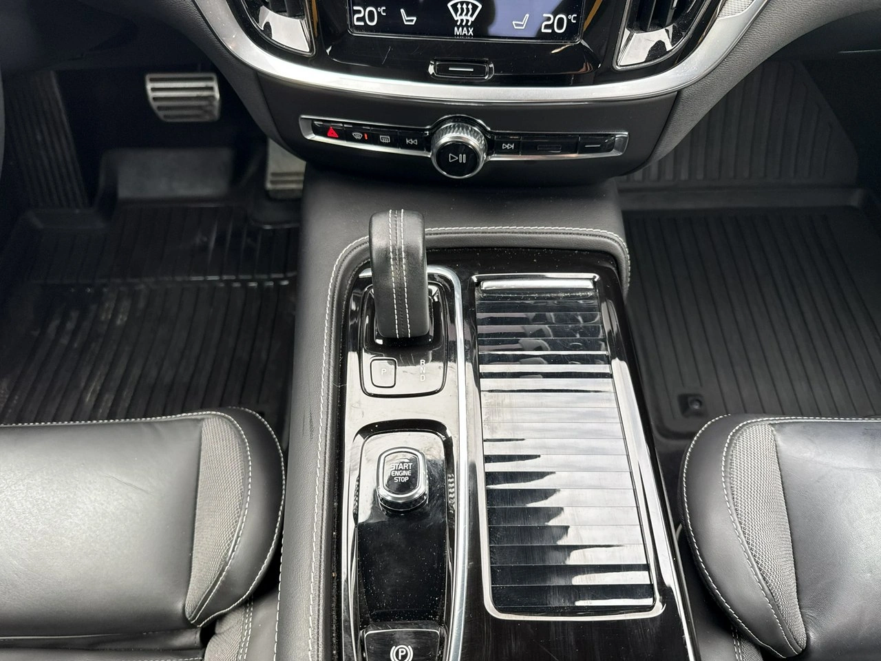 Volvo S60 - Zdjęcie 23