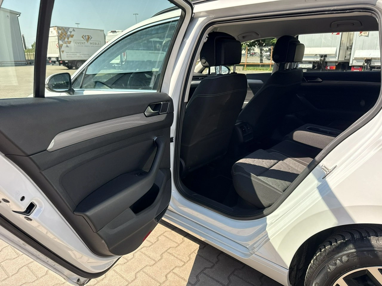 Volkswagen Passat - Zdjęcie 13
