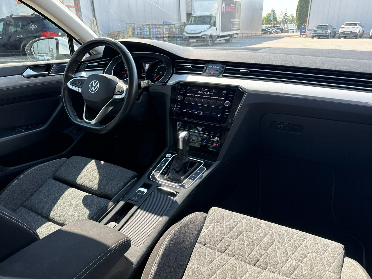 Volkswagen Passat - Zdjęcie 20