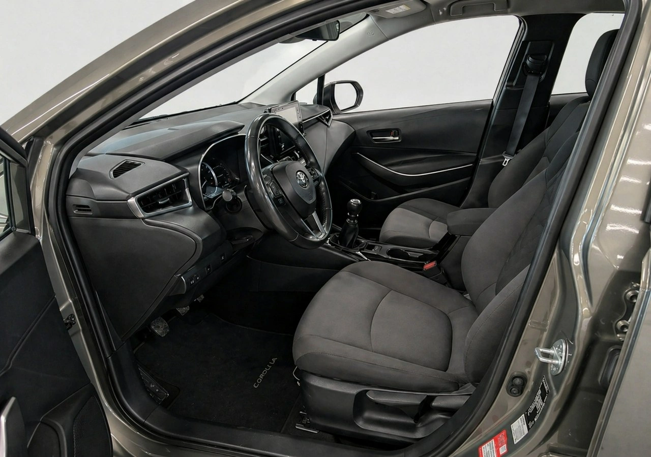 Toyota Corolla - Zdjęcie 9