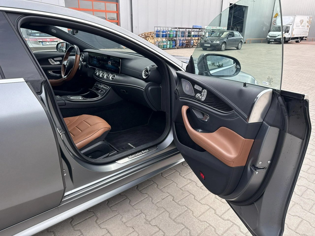 Mercedes CLS 300 - Zdjęcie 19