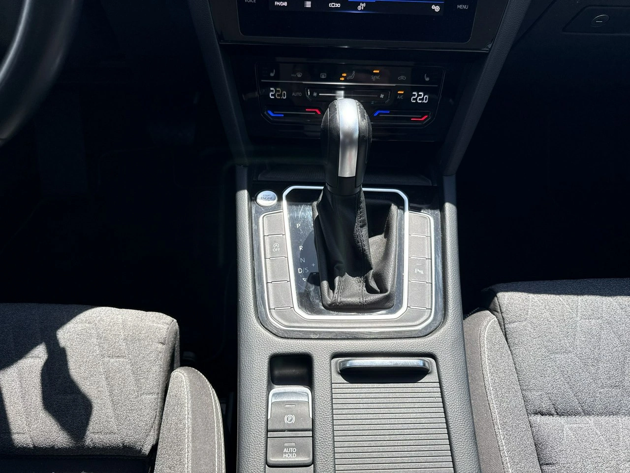 Volkswagen Passat - Zdjęcie 23