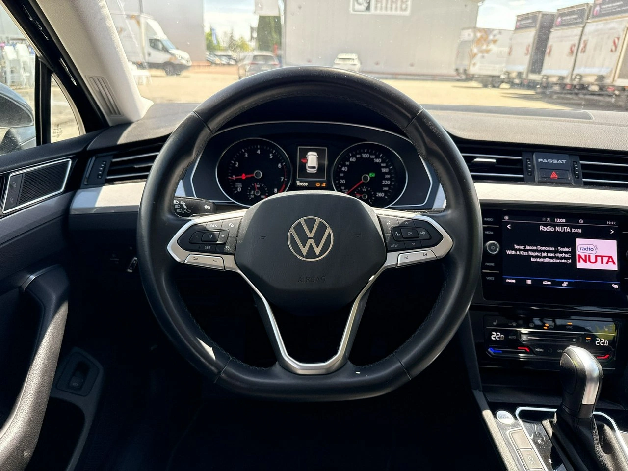 Volkswagen Passat - Zdjęcie 24