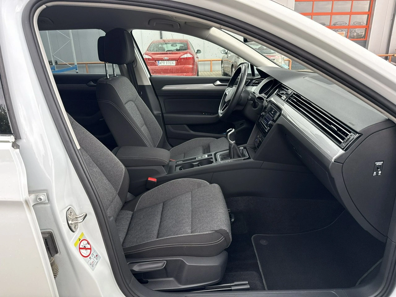 Volkswagen Passat - Zdjęcie 19