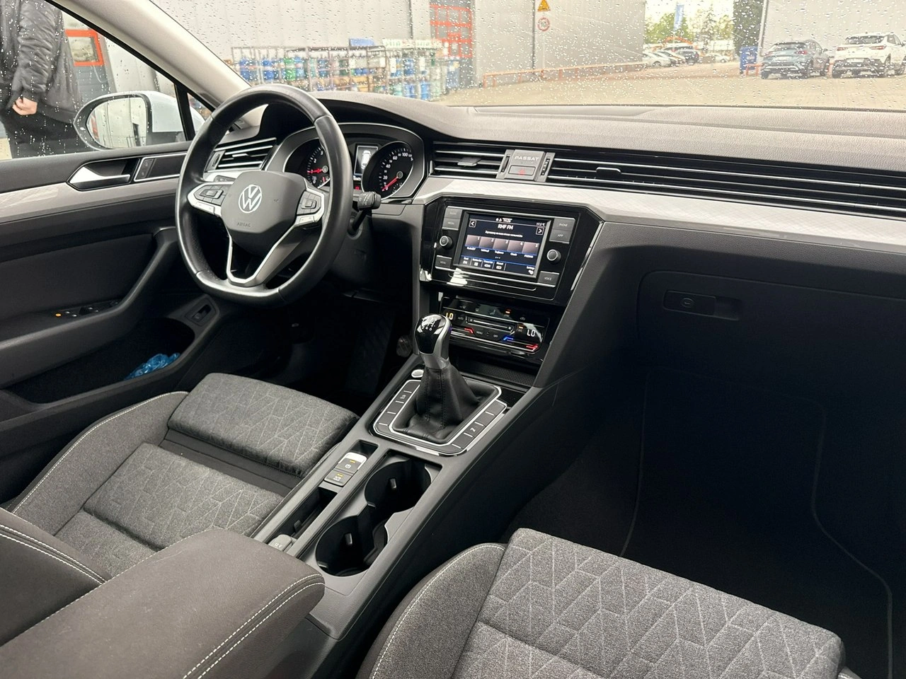 Volkswagen Passat - Zdjęcie 20