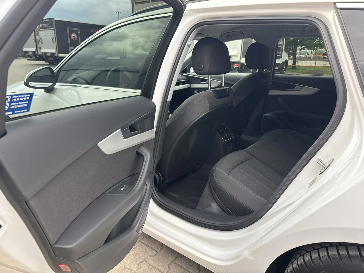 Audi A4 - Zdjęcie 14