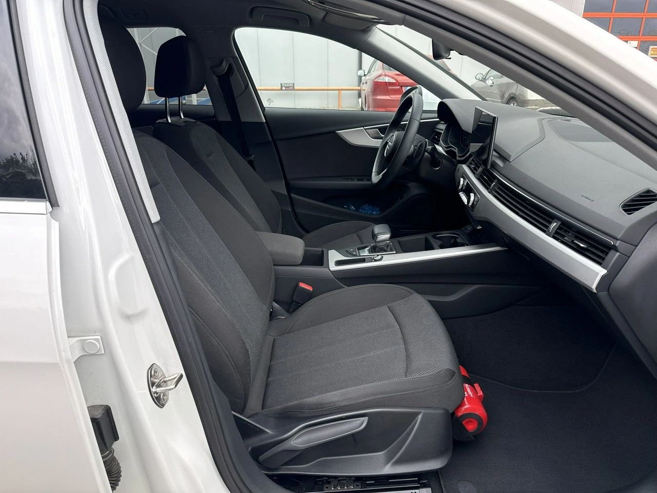 Audi A4 - Zdjęcie 19