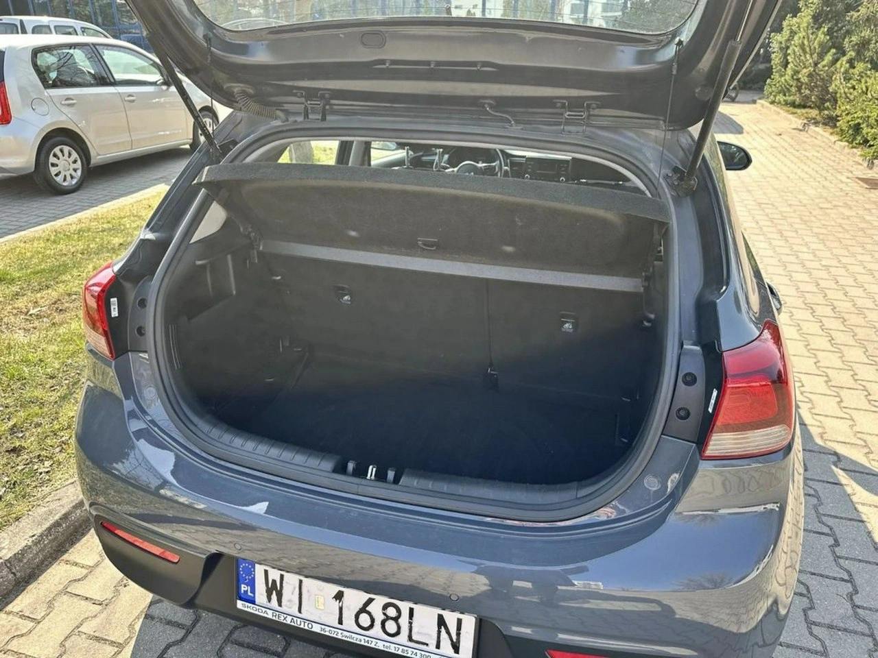Kia Rio - Zdjęcie 11
