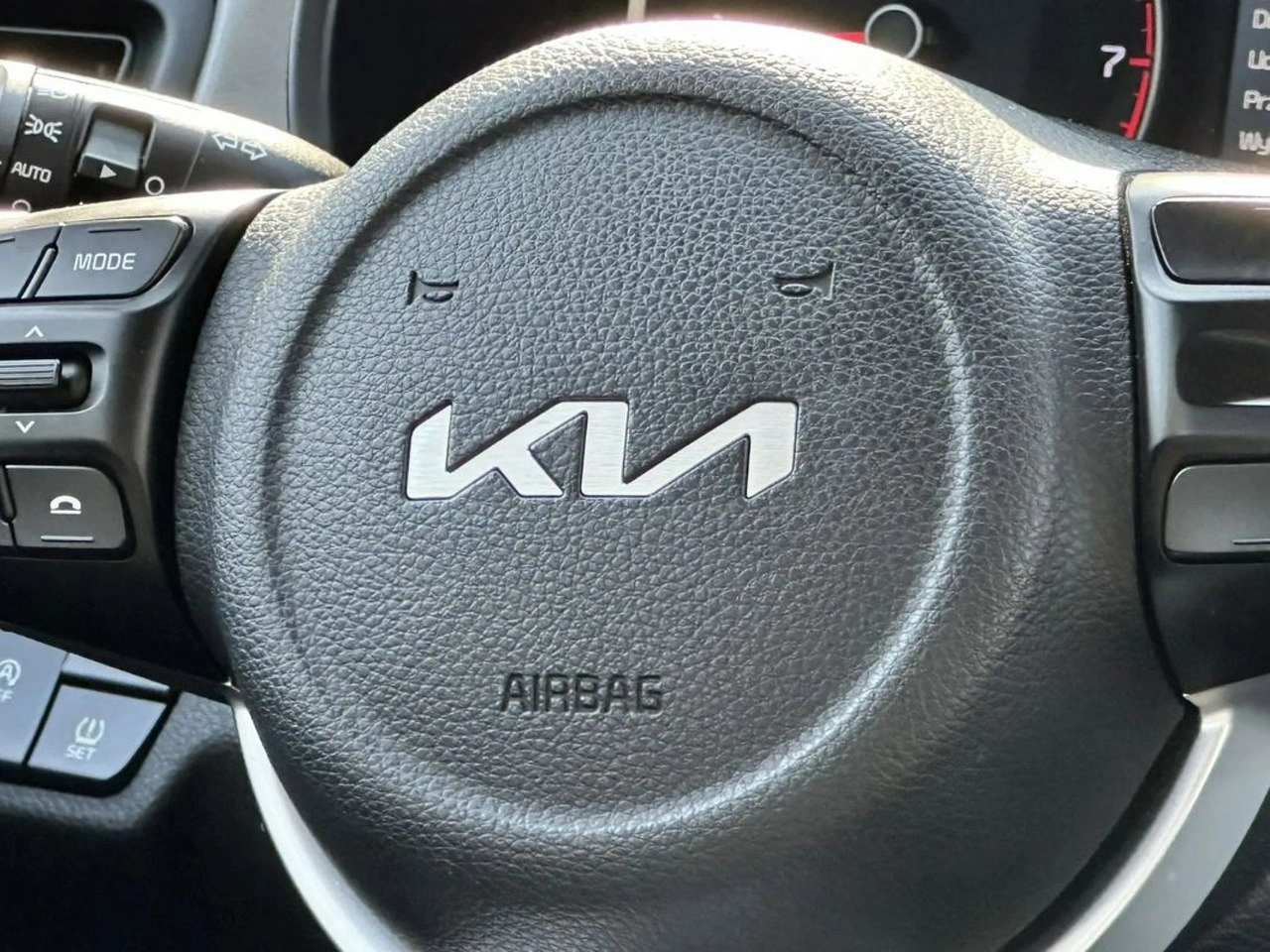 Kia Rio - Zdjęcie 19