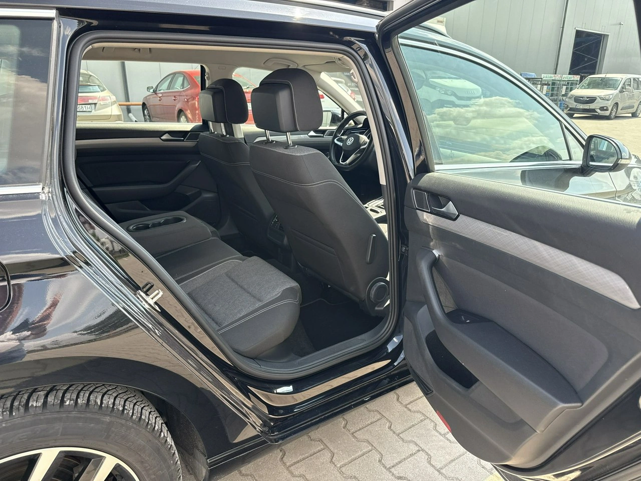 Volkswagen Passat - Zdjęcie 16