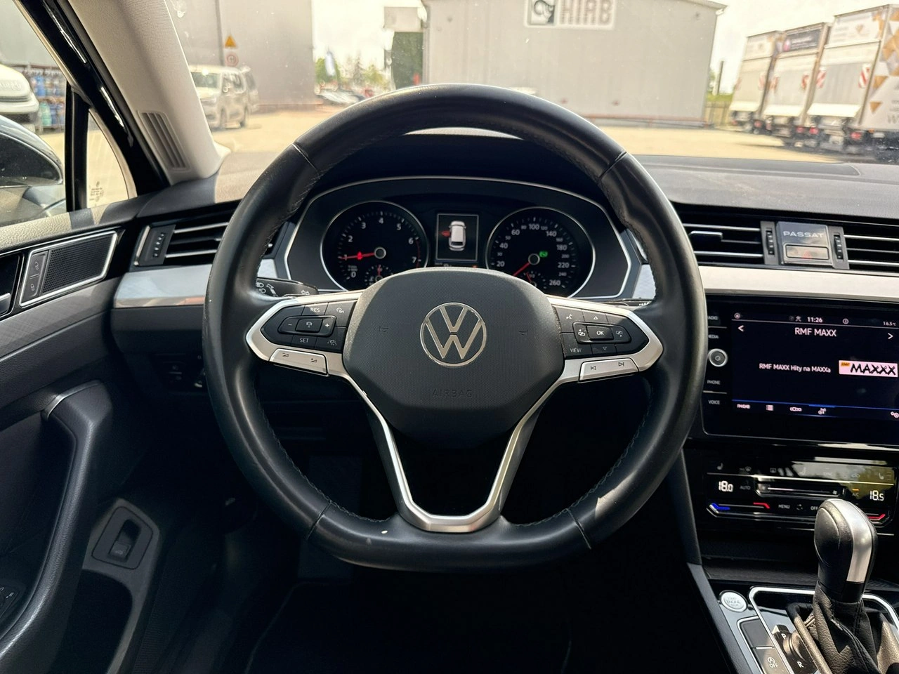 Volkswagen Passat - Zdjęcie 23