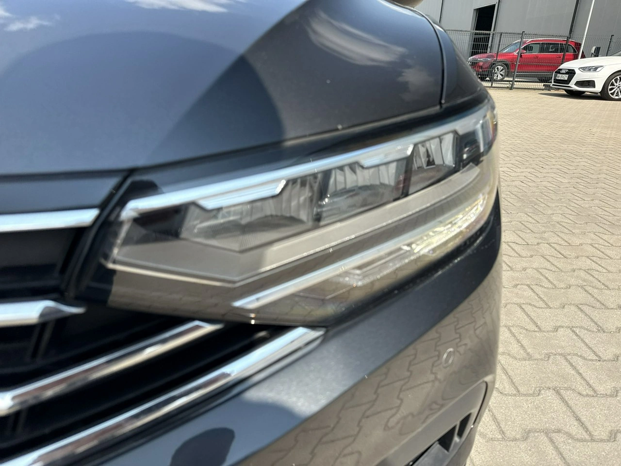 Volkswagen Passat - Zdjęcie 8