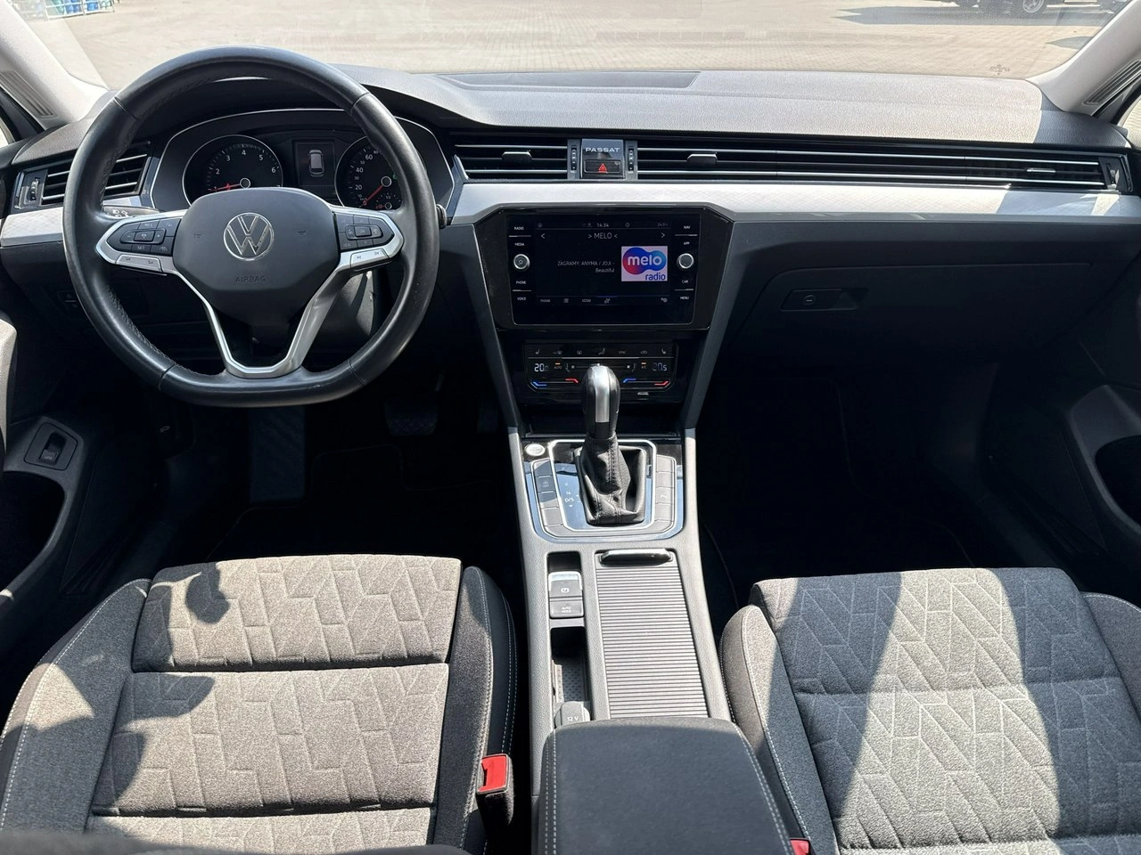 Volkswagen Passat - Zdjęcie 21