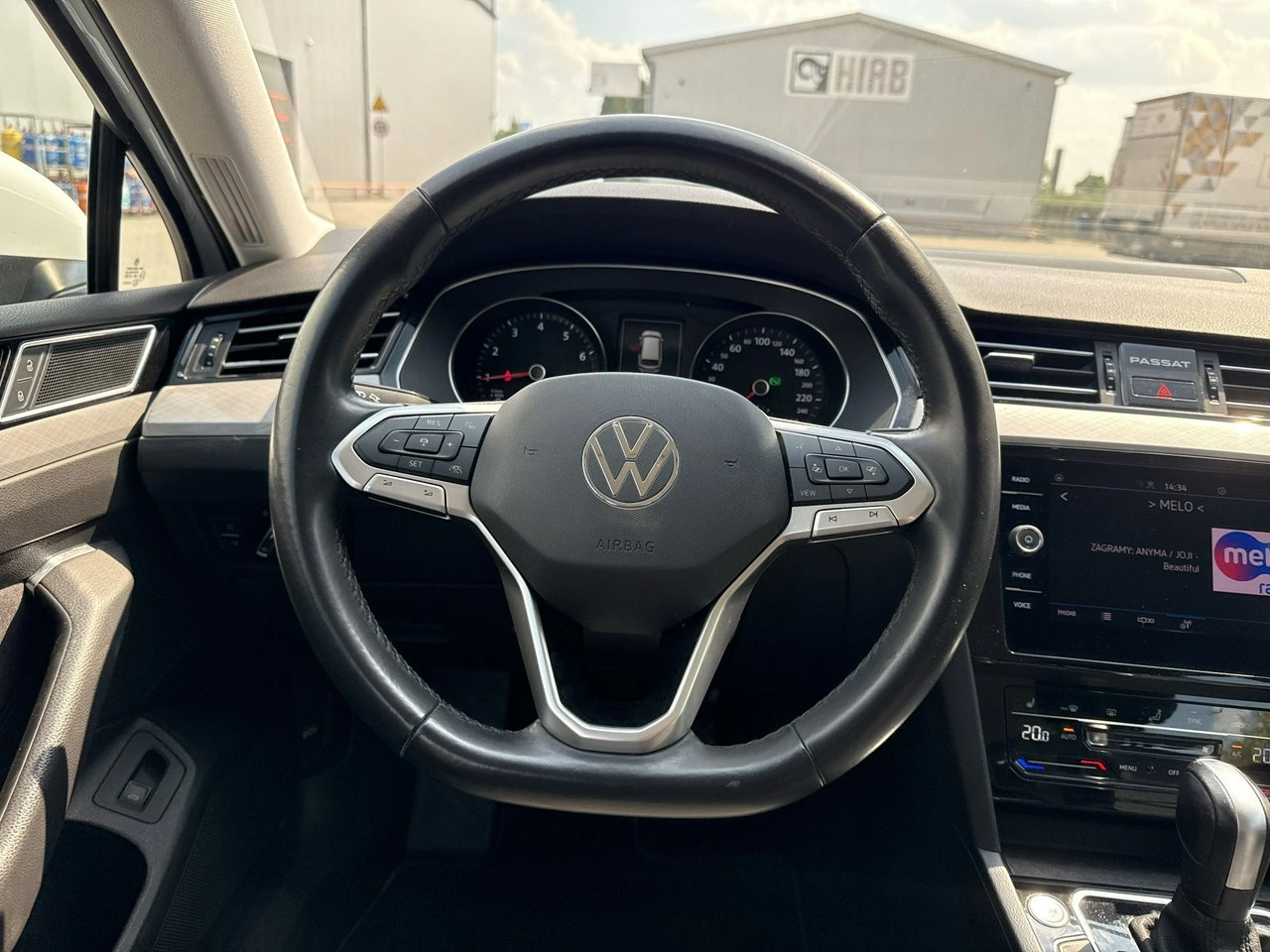 Volkswagen Passat - Zdjęcie 23