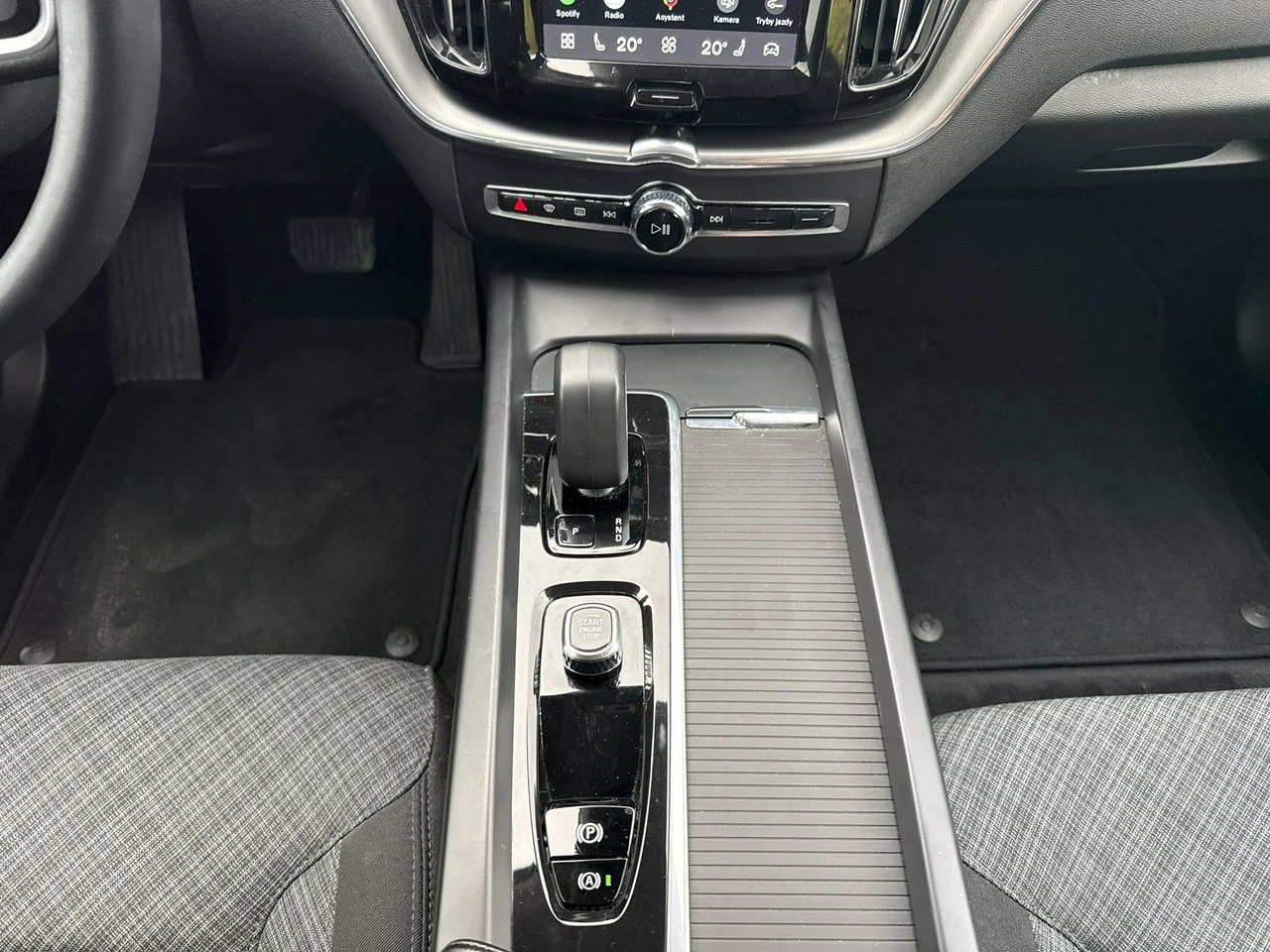 Volvo XC 60 - Zdjęcie 23