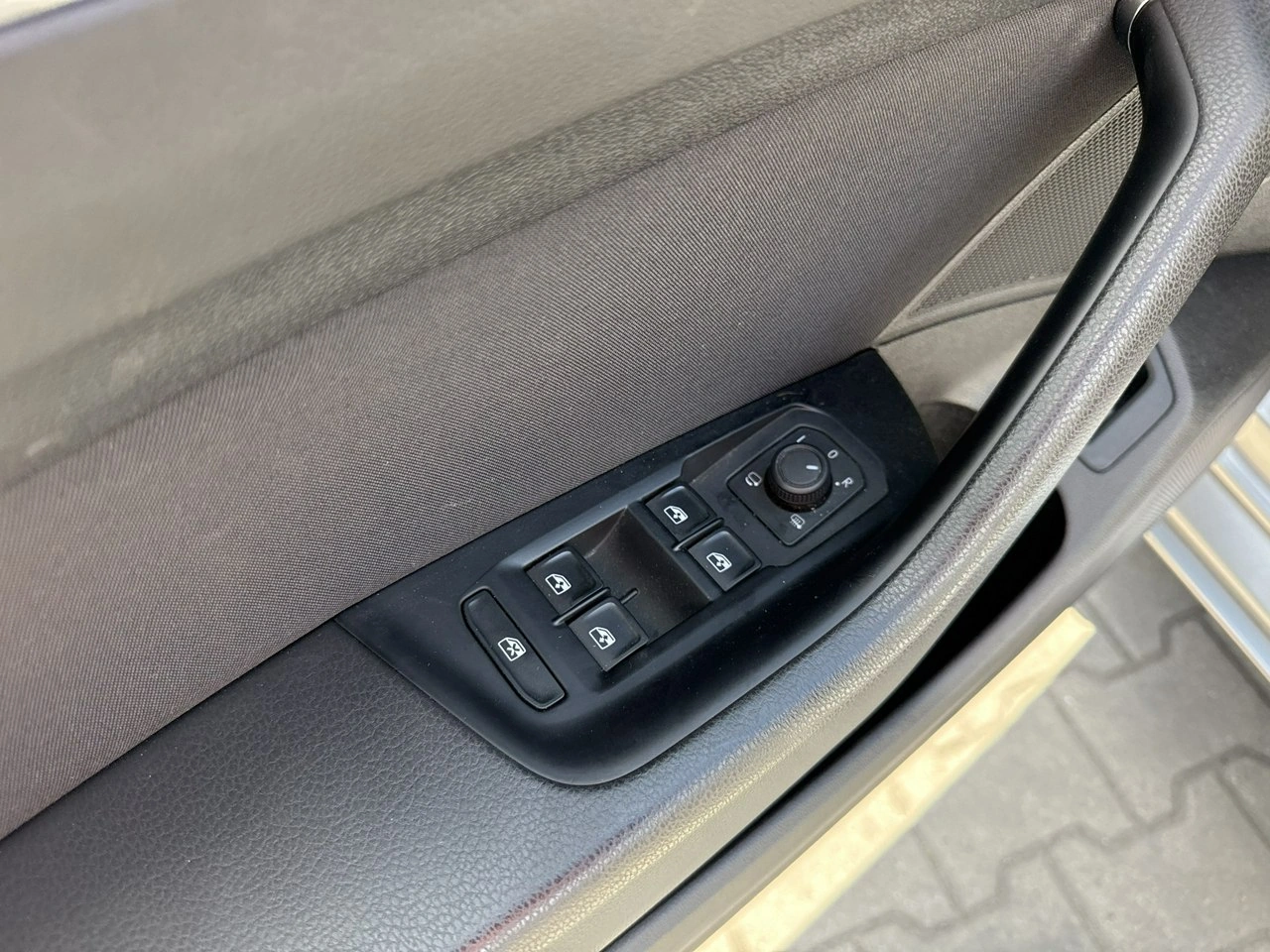 Volkswagen Passat - Zdjęcie 11