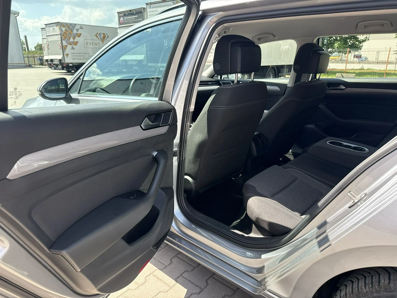 Volkswagen Passat - Zdjęcie 13