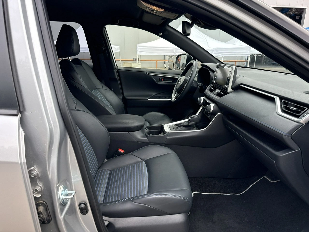 Toyota RAV-4 - Zdjęcie 19