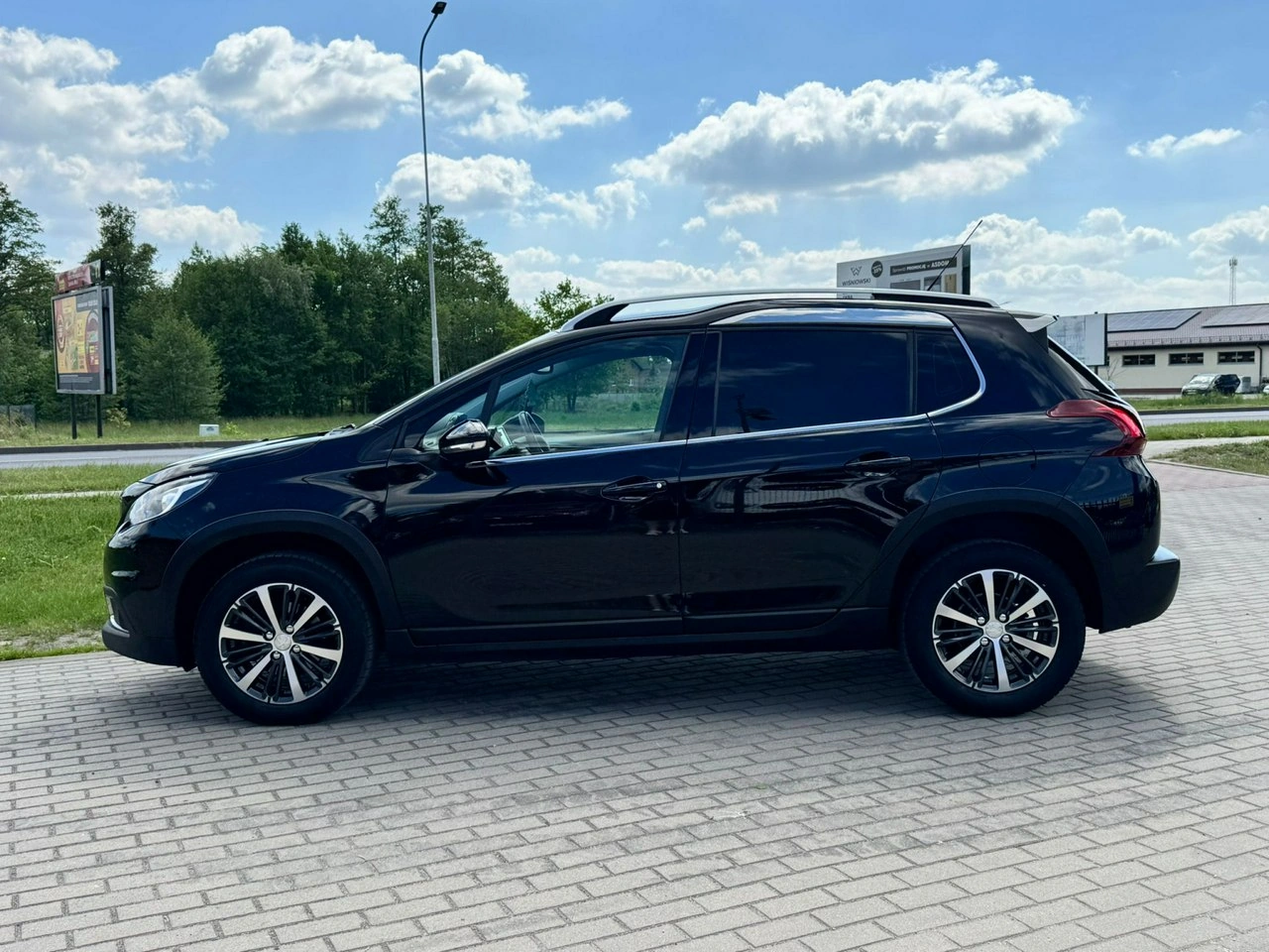 Peugeot 2008 - Zdjęcie 11