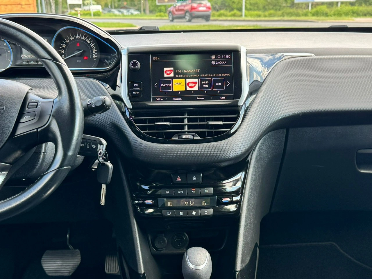 Peugeot 2008 - Zdjęcie 21