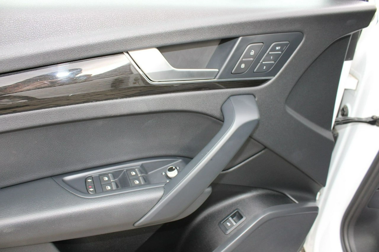 Audi Q5 - Zdjęcie 21