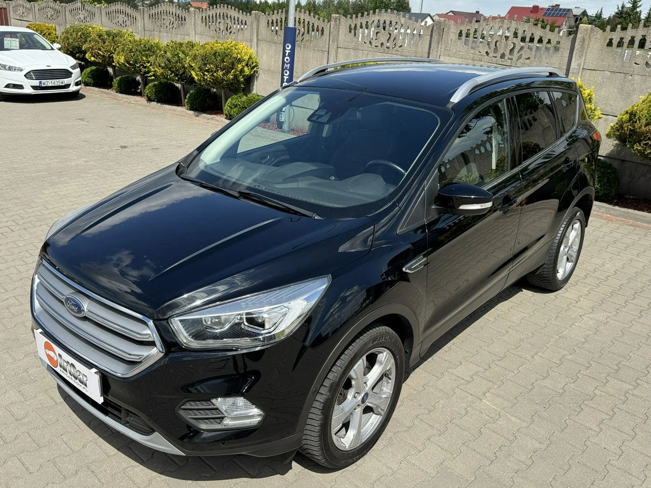 Ford Kuga - Zdjęcie 14