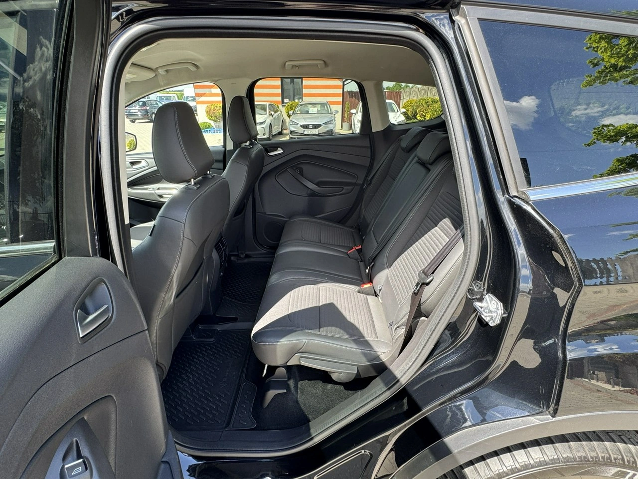 Ford Kuga - Zdjęcie 29