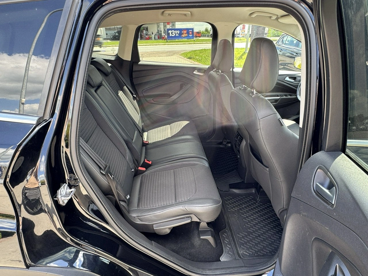 Ford Kuga - Zdjęcie 35