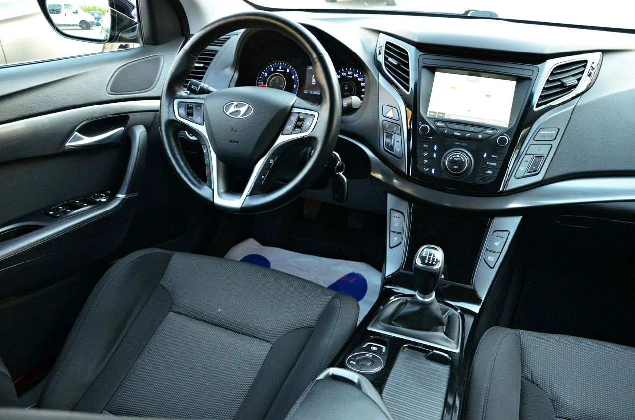 Hyundai i40 - Zdjęcie 4
