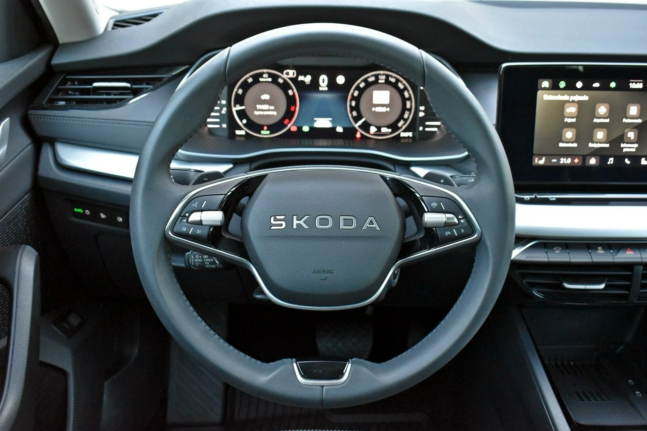 Skoda Octavia - Zdjęcie 13