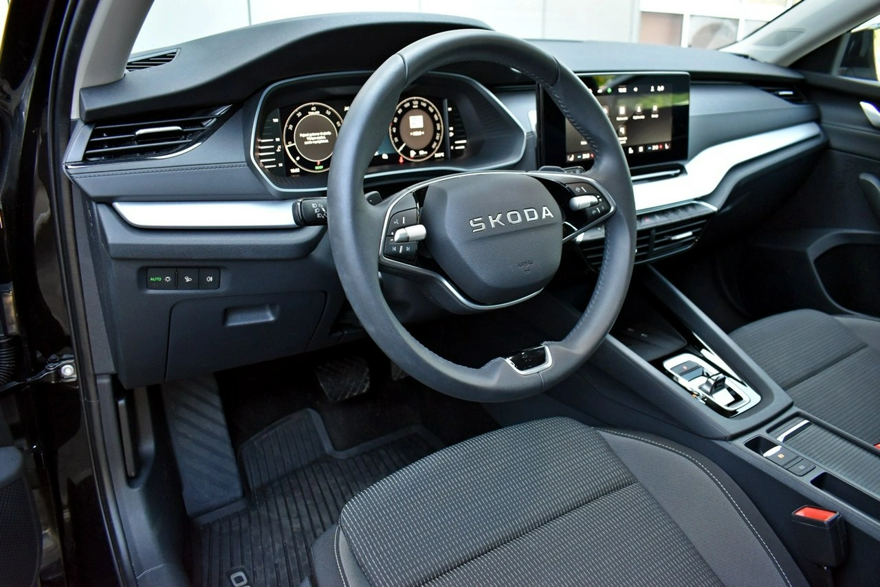 Skoda Octavia - Zdjęcie 8