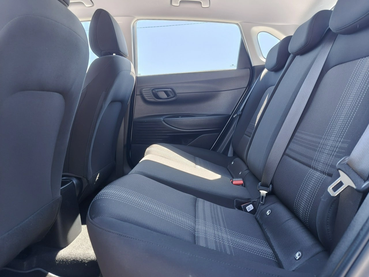 Hyundai i20 - Zdjęcie 27