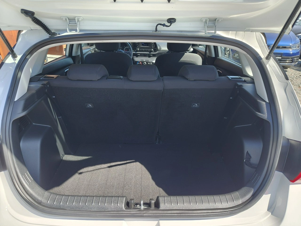 Hyundai i20 - Zdjęcie 29